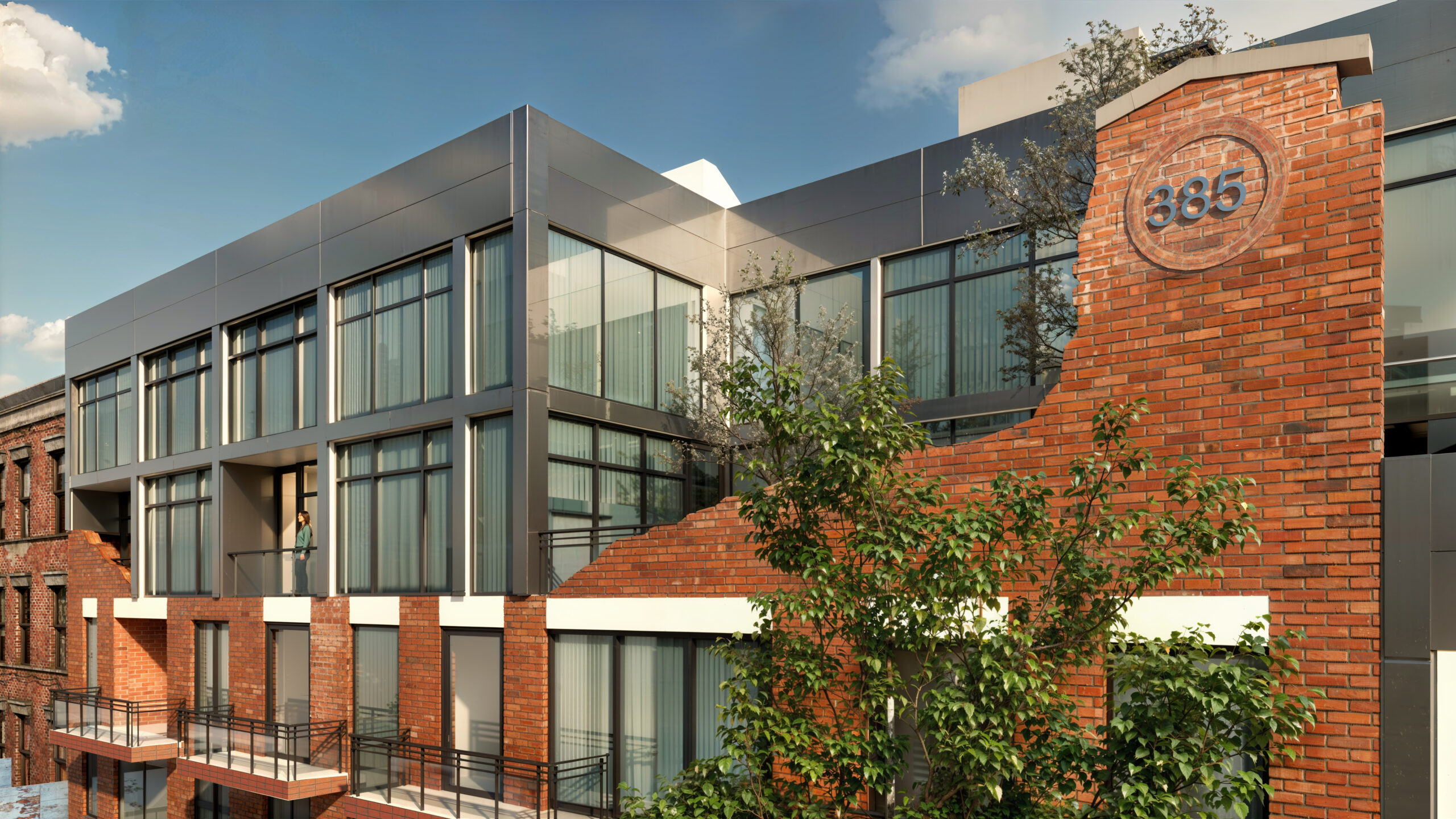 385 Halsey Street